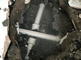 孙吴阳台漏水维修公司为您分享楼上楼下漏水怎么处理