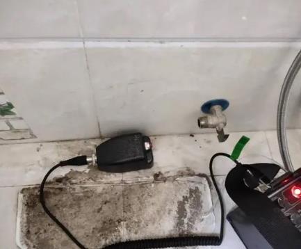 孙吴屋顶漏水维修公司分享下卫生间漏水的危害及解决方法