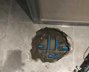 孙吴阳台漏水维修公司分享下暖气管道漏水的原因有哪些
